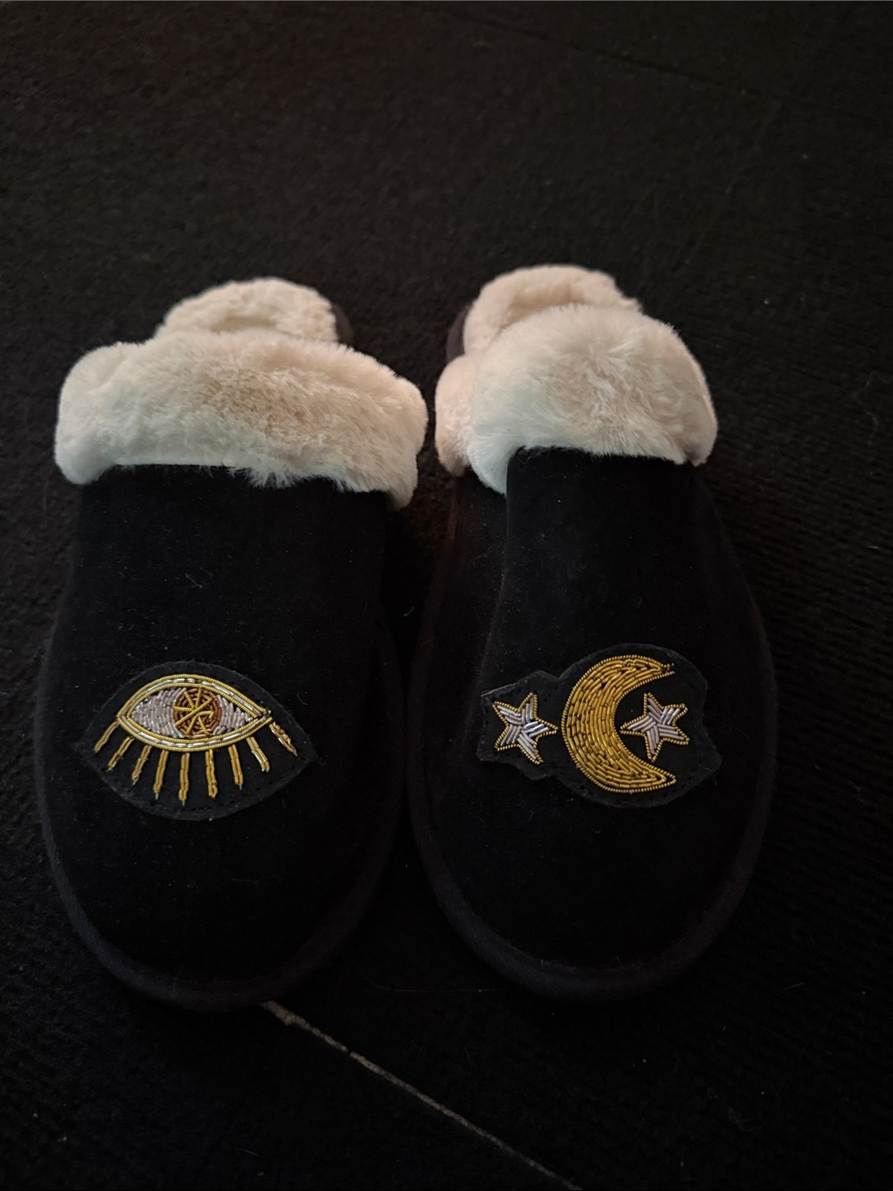 Soludos Black Slip-On Slippers with Cream Faux-Fur Trim and Gold Embroidery